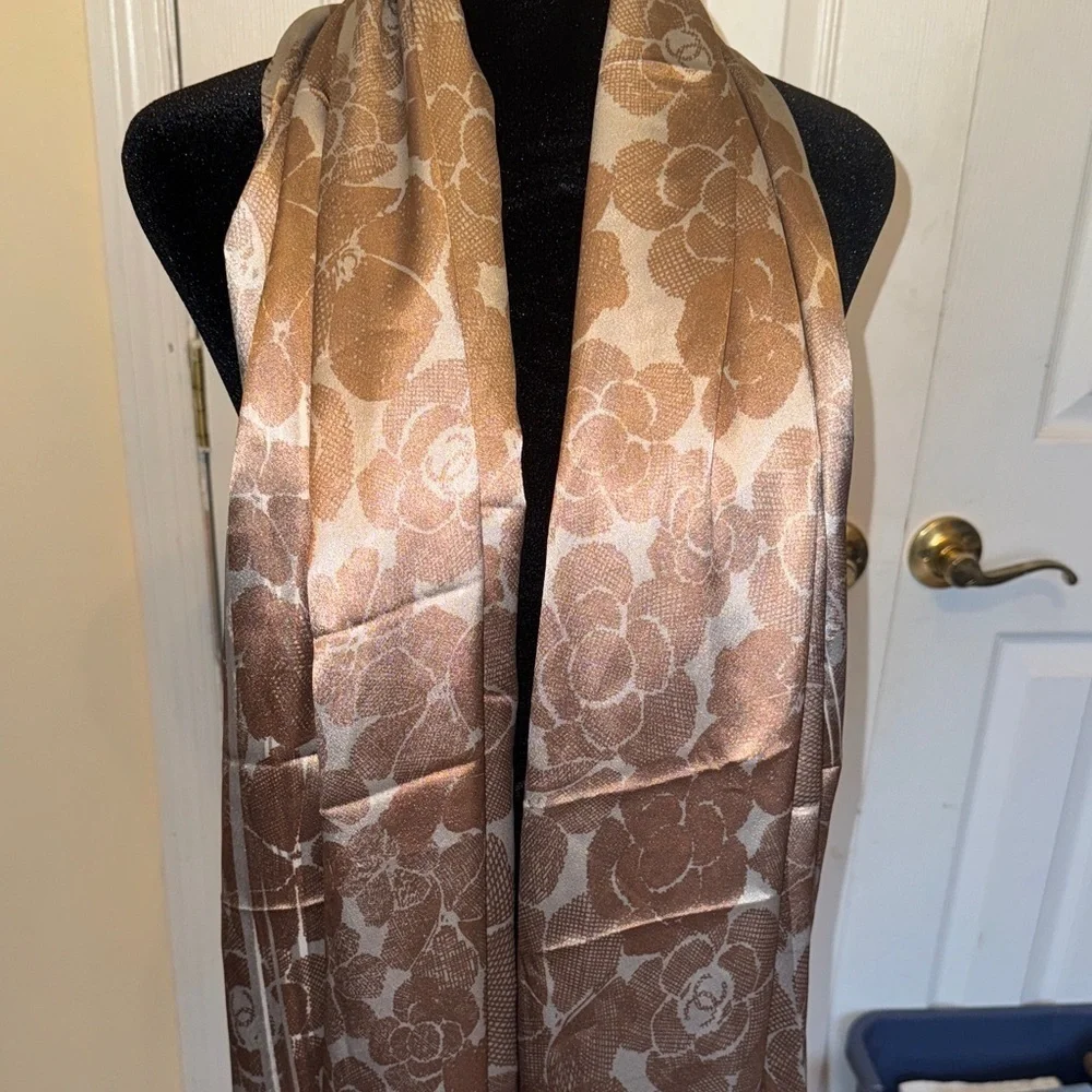 Gold and Cream Floral Scarf